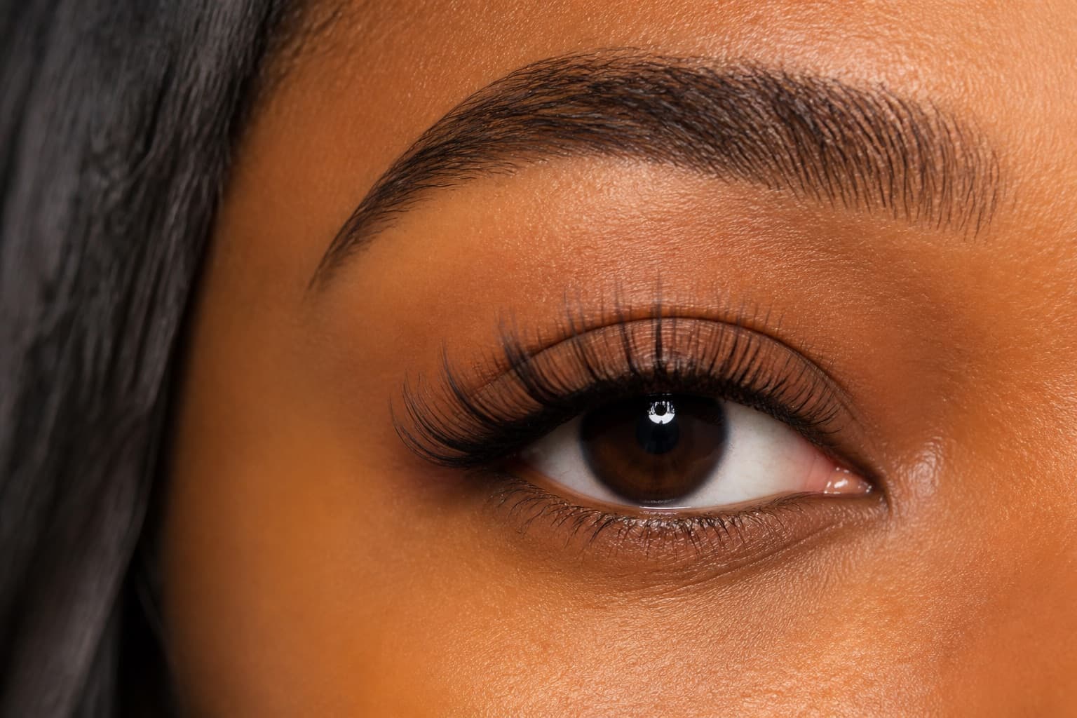Classic lash look